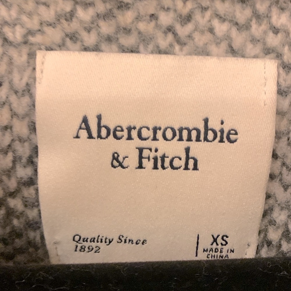 Abercrombie And Fitch Diamond Pattern Gray Size Xs - image 6